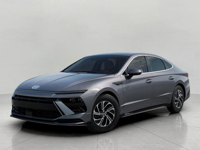 2026 Hyundai SONATA Hybrid Vehicle Photo in Neenah, WI 54956
