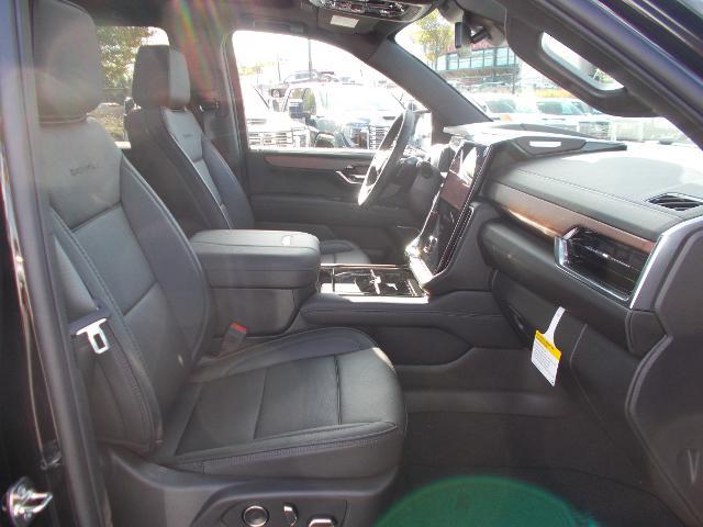 2026 GMC Yukon Vehicle Photo in LOWELL, MA 01852-4336