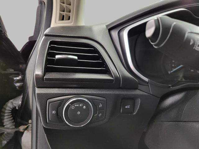 2020 Ford Fusion Hybrid Vehicle Photo in NEENAH, WI 54956-2243