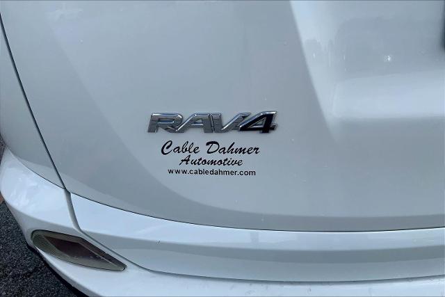 2016 Toyota RAV4 Vehicle Photo in KANSAS CITY, MO 64114-4545