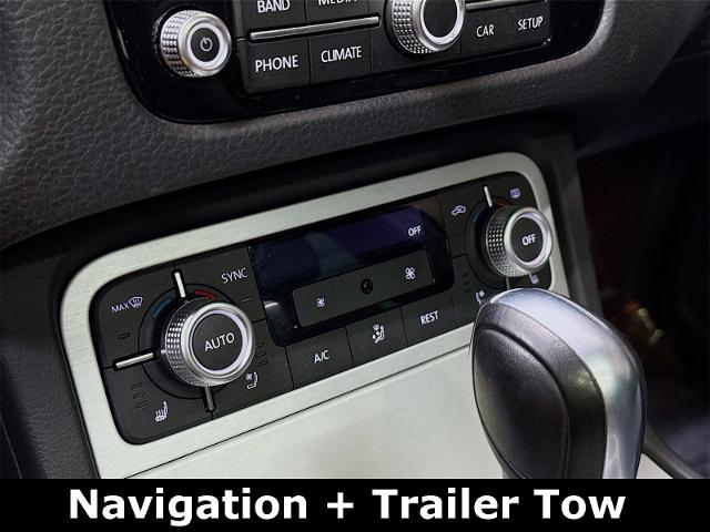 2017 Volkswagen Touareg Vehicle Photo in EVERETT, WA 98203-5662