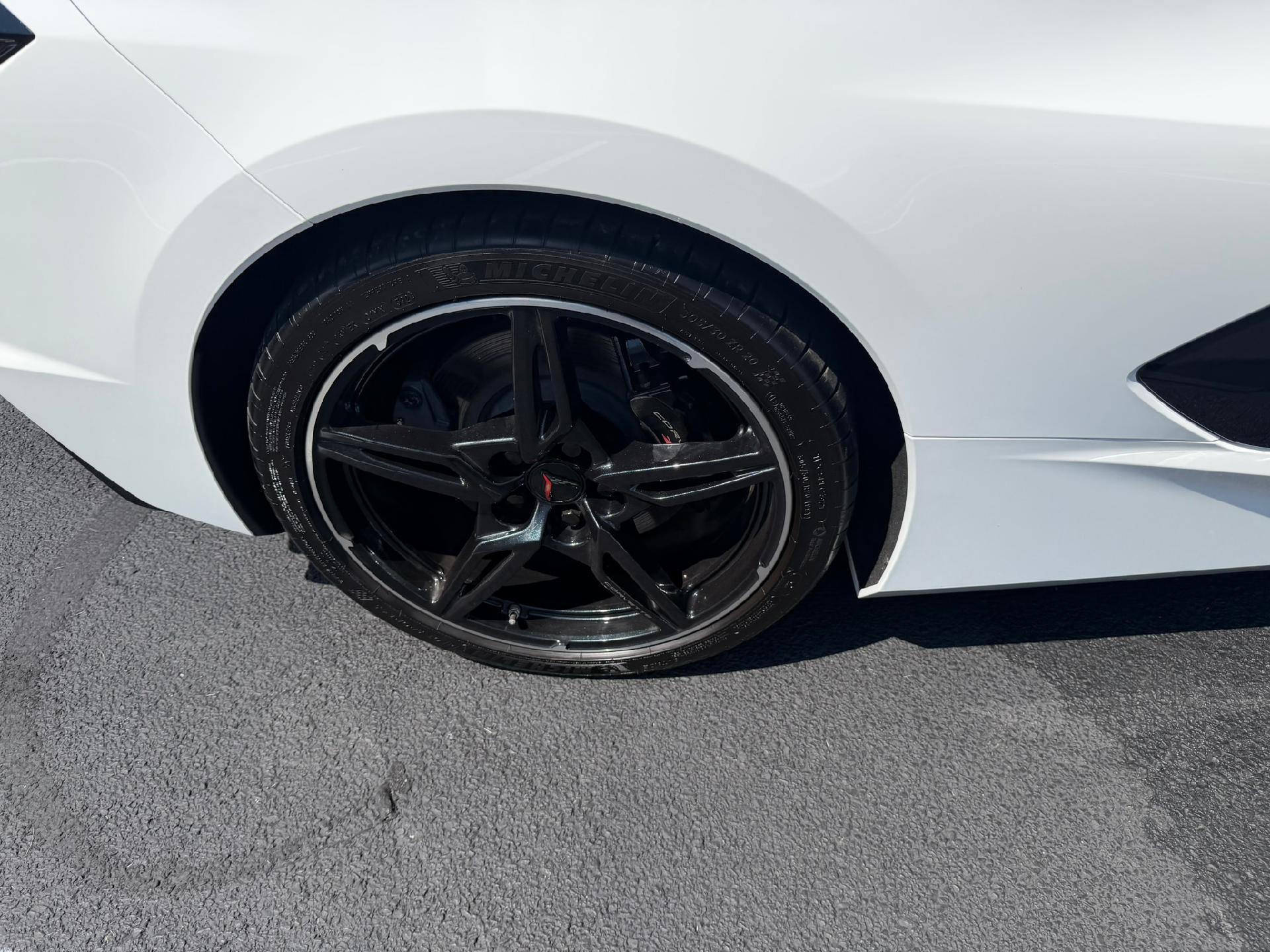 2025 Chevrolet Corvette Stingray 3LT - 10