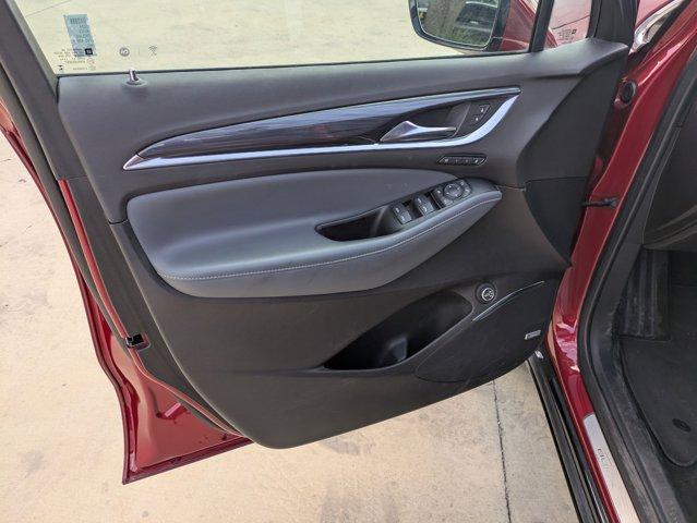2024 Buick Enclave Vehicle Photo in SELMA, TX 78154-1459