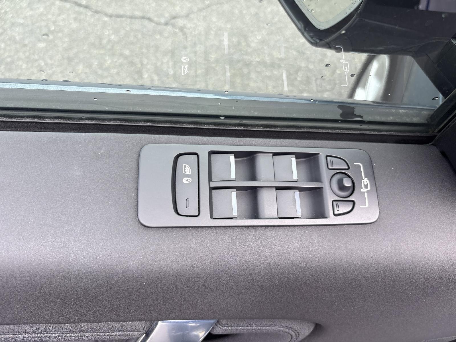 2020 Land Rover Discovery Sport Vehicle Photo in Mechanicsburg, PA 17050