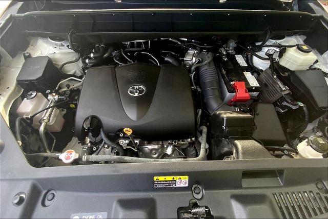2021 Toyota Highlander Vehicle Photo in KANSAS CITY, MO 64114-4545