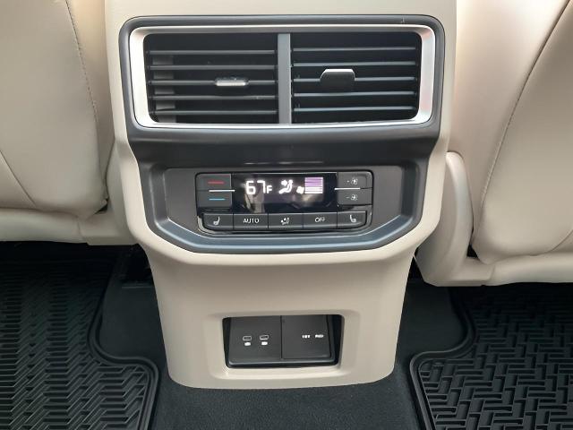 2026 Volkswagen Atlas Vehicle Photo in Oshkosh, WI 54904