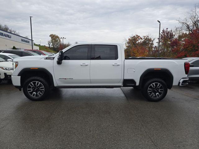 2022 GMC Sierra 2500 HD Vehicle Photo in Pleasant Hills, PA 15236