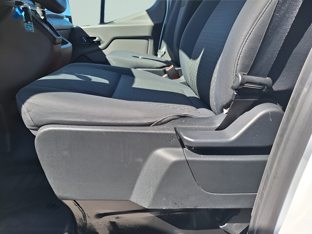 2025 Ford Transit Cargo Van photo 32 of 35