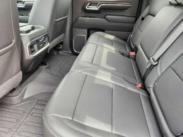 2023 GMC Sierra 1500 Vehicle Photo in DENTON, TX 76210-9321