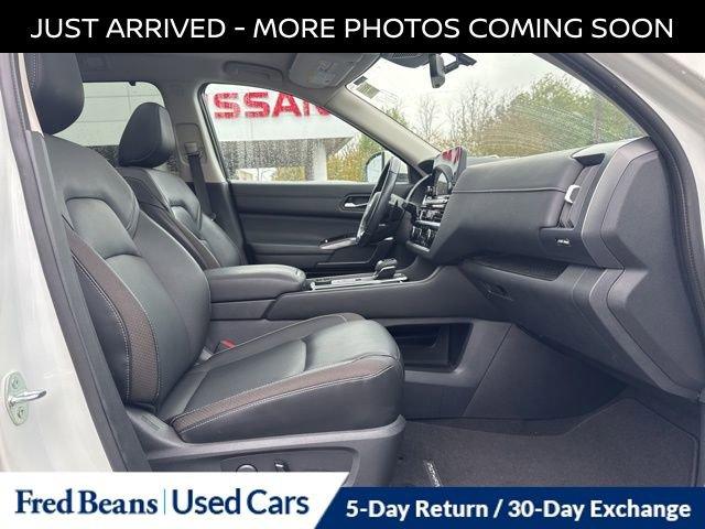 2023 Nissan Pathfinder Vehicle Photo in Flemington, NJ 08822