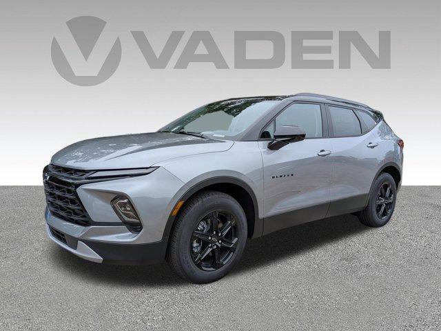2025 Chevrolet Blazer Vehicle Photo in BRUNSWICK, GA 31525-1881