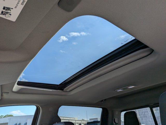 2019 Chevrolet Silverado 1500 Vehicle Photo in BRUNSWICK, GA 31525-1881