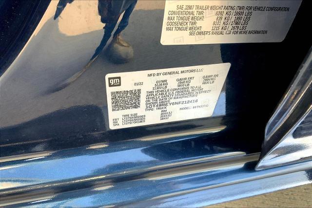 2022 GMC Sierra 2500 HD Vehicle Photo in TOPEKA, KS 66609-0000
