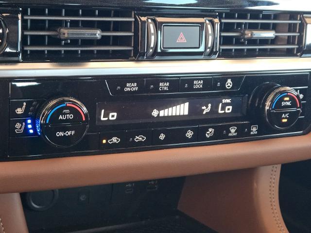 2024 Nissan Pathfinder Vehicle Photo in Weatherford, TX 76087