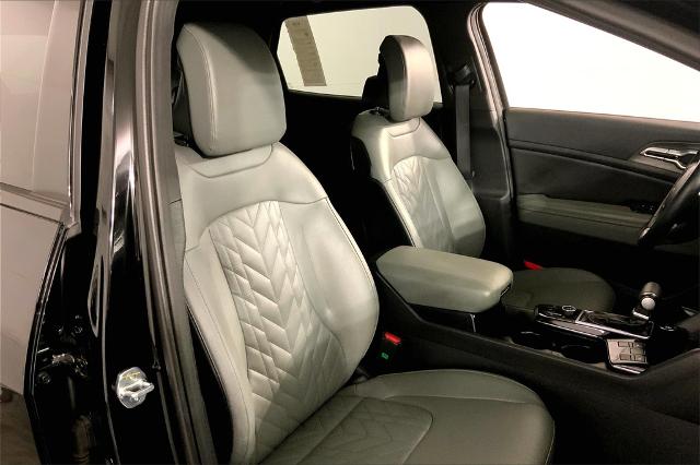 2023 Kia Sportage Vehicle Photo in Lees Summit, MO 64086