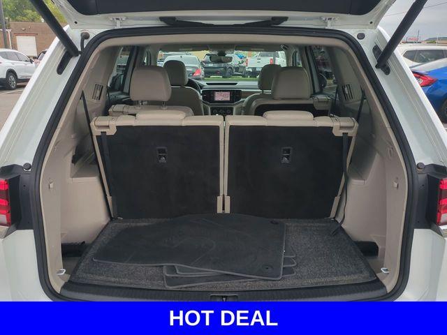 2021 Volkswagen Atlas Vehicle Photo in Merrillville, IN 46410