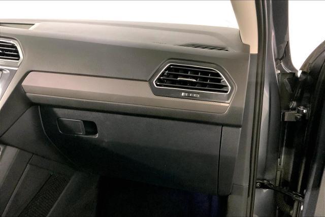 2024 Volkswagen Tiguan Vehicle Photo in KANSAS CITY, MO 64114-4502