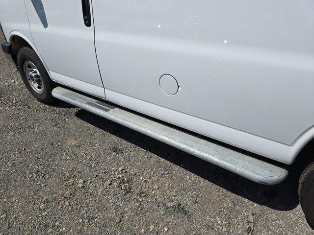 2023 GMC Savana Cargo Van Vehicle Photo in Pleasant Hills, PA 15236