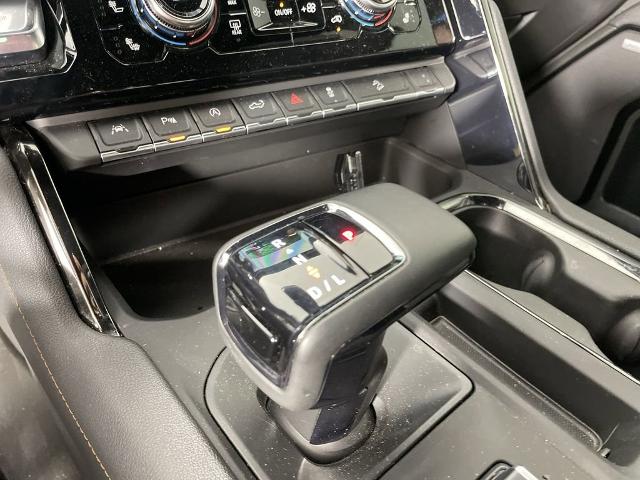 2025 GMC Sierra 1500 Vehicle Photo in GILBERT, AZ 85297-0402