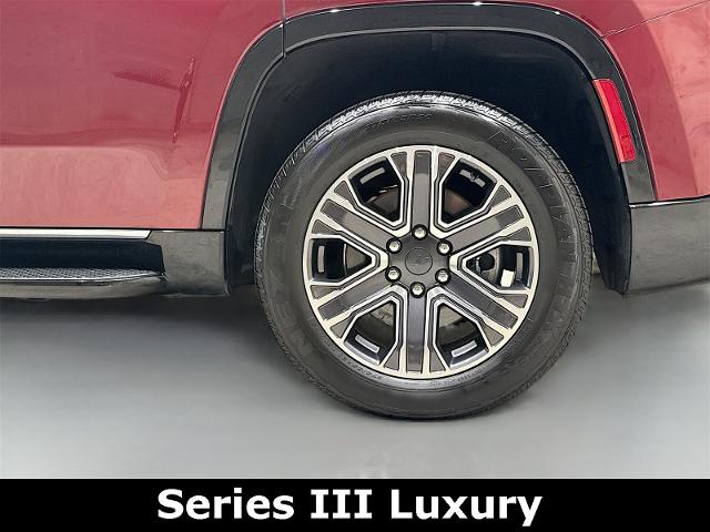 2022 Jeep Wagoneer Vehicle Photo in EVERETT, WA 98203-5662