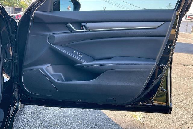 2018 Honda Accord Sedan Vehicle Photo in INDEPENDENCE, MO 64055-1314