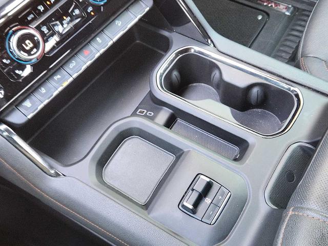 2024 GMC Sierra 2500 HD Vehicle Photo in DENTON, TX 76210-9321