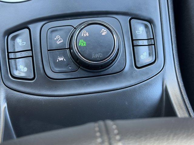 2024 GMC Terrain Vehicle Photo in LEOMINSTER, MA 01453-2952