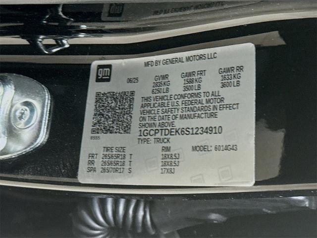 2025 Chevrolet Colorado Vehicle Photo in EVERETT, WA 98203-5662