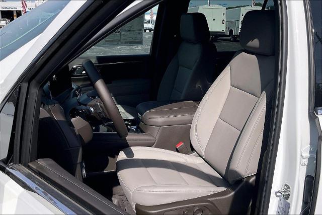 2025 Chevrolet Suburban Vehicle Photo in INDEPENDENCE, MO 64055-1314