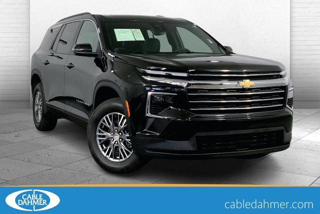 2025 Chevrolet Traverse Vehicle Photo in KANSAS CITY, MO 64114-4502