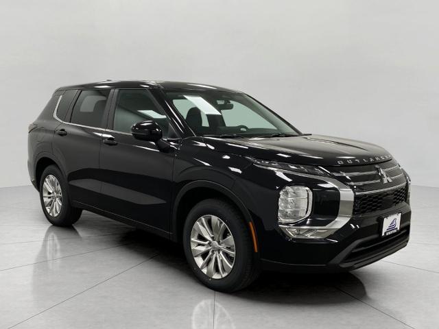 2026 Mitsubishi Outlander Vehicle Photo in Neenah, WI 54956