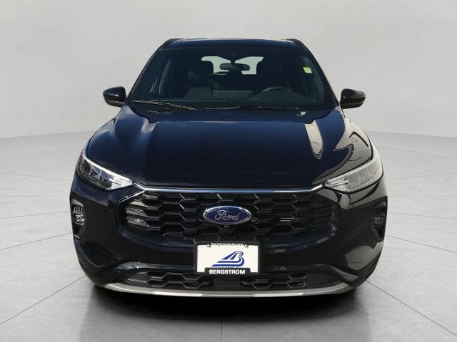 2023 Ford Escape Vehicle Photo in GREEN BAY, WI 54303-3330