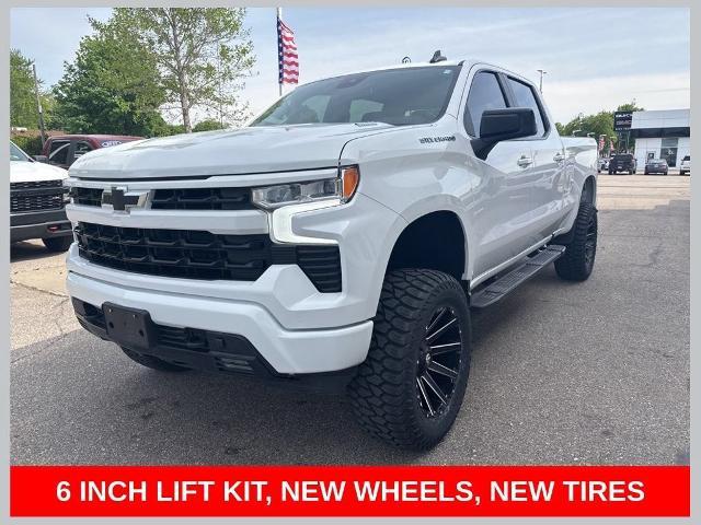 Summit White 2024 Chevrolet Silverado 1500 Pickup Truck Four-Wheel Drive Automatic