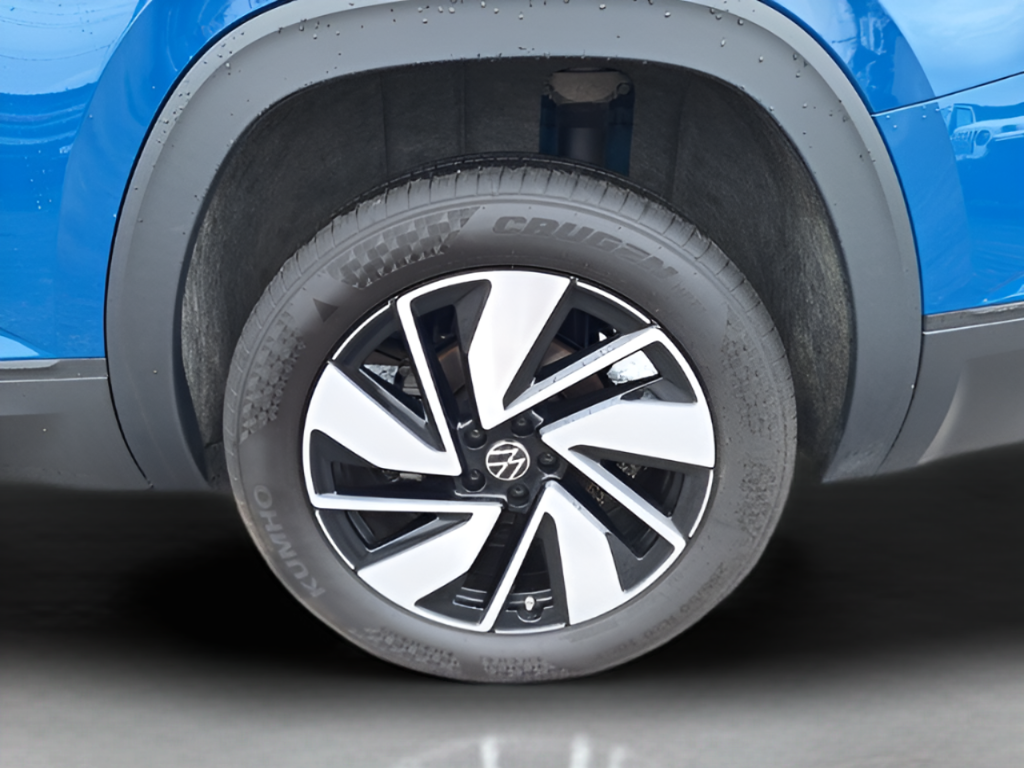 2026 Volkswagen Atlas photo 26 of 36