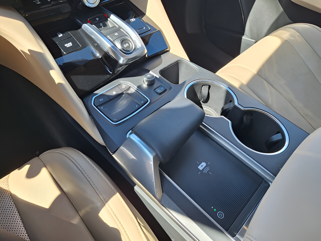 2022 Acura MDX photo 16 of 37