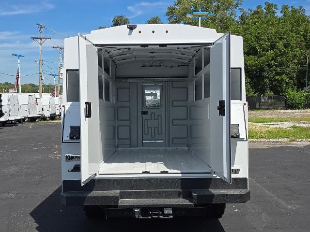 2025 Chevrolet Express Commercial Cutaway Vehicle Photo in INDEPENDENCE, MO 64055-1314