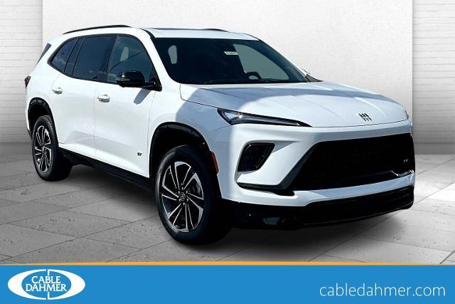 2025 Buick Enclave Vehicle Photo in TOPEKA, KS 66609-0000