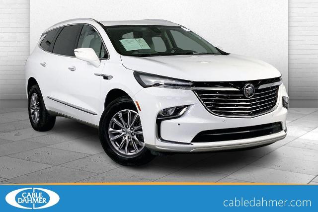 2023 Buick Enclave Vehicle Photo in INDEPENDENCE, MO 64055-1314