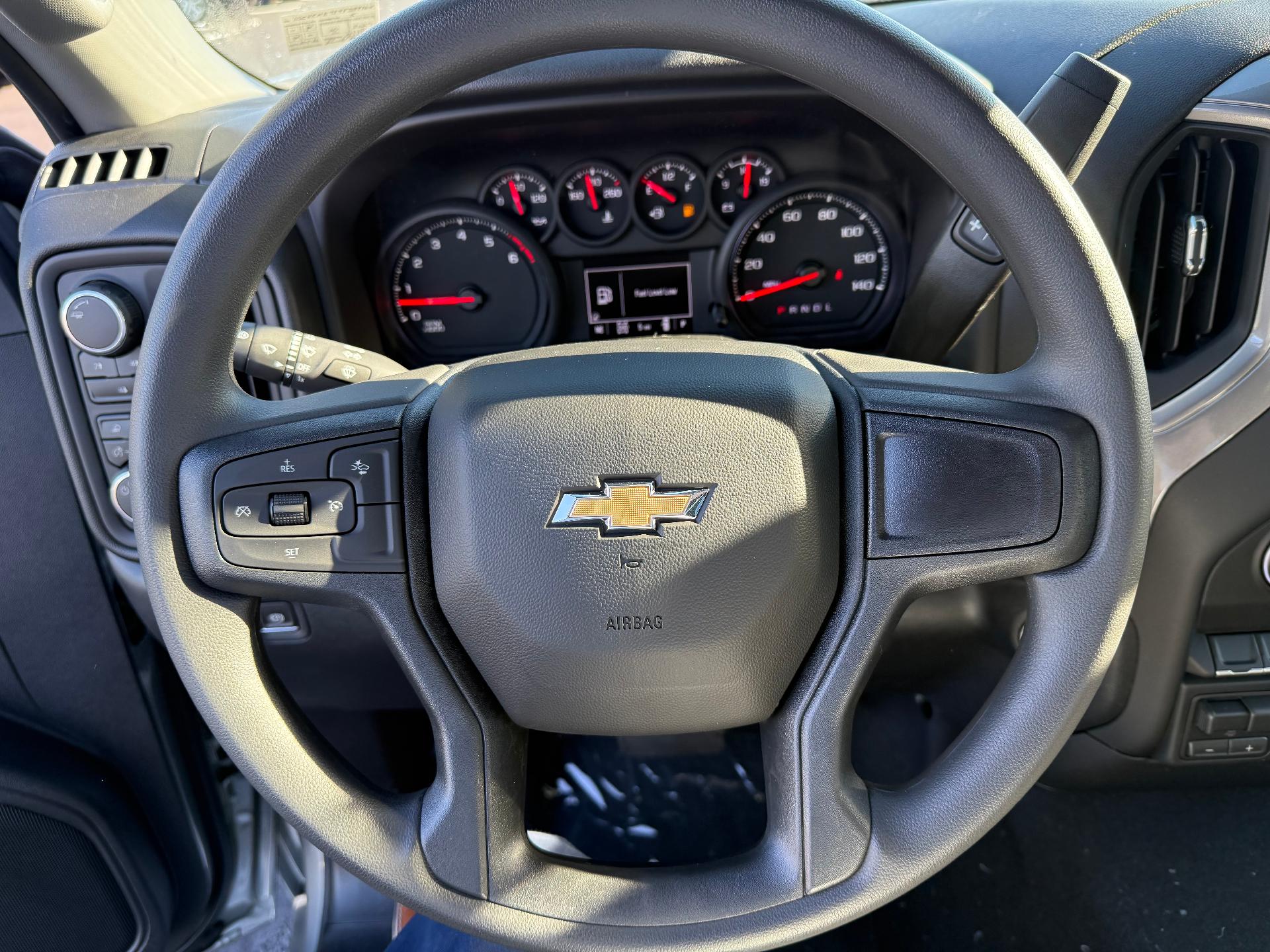 2026 Chevrolet Silverado 2500 HD photo 5 of 6