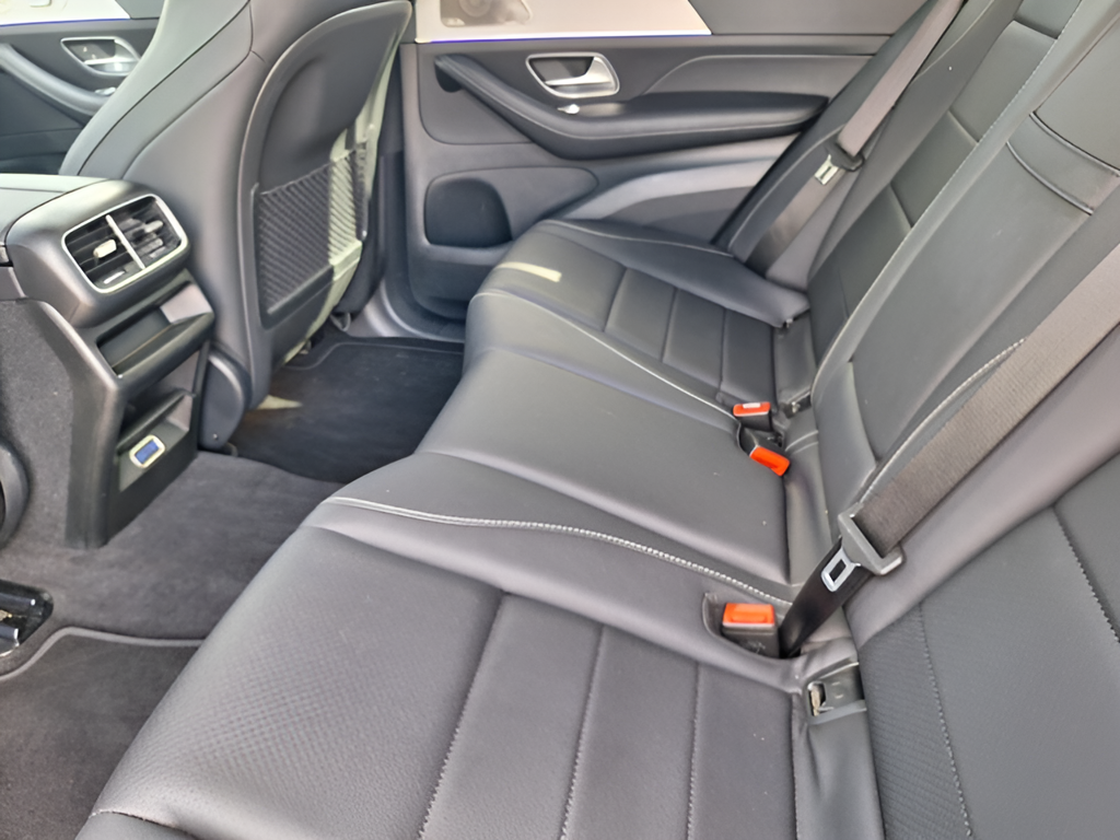 2026 Mercedes-Benz GLE photo 26 of 32