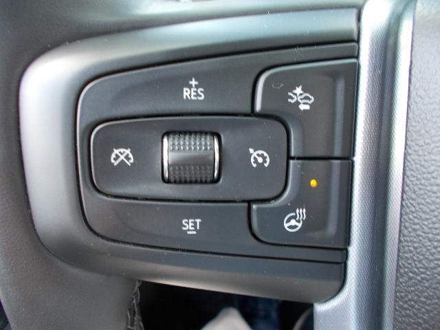 2025 GMC Sierra 2500 HD Vehicle Photo in LOWELL, MA 01852-4336