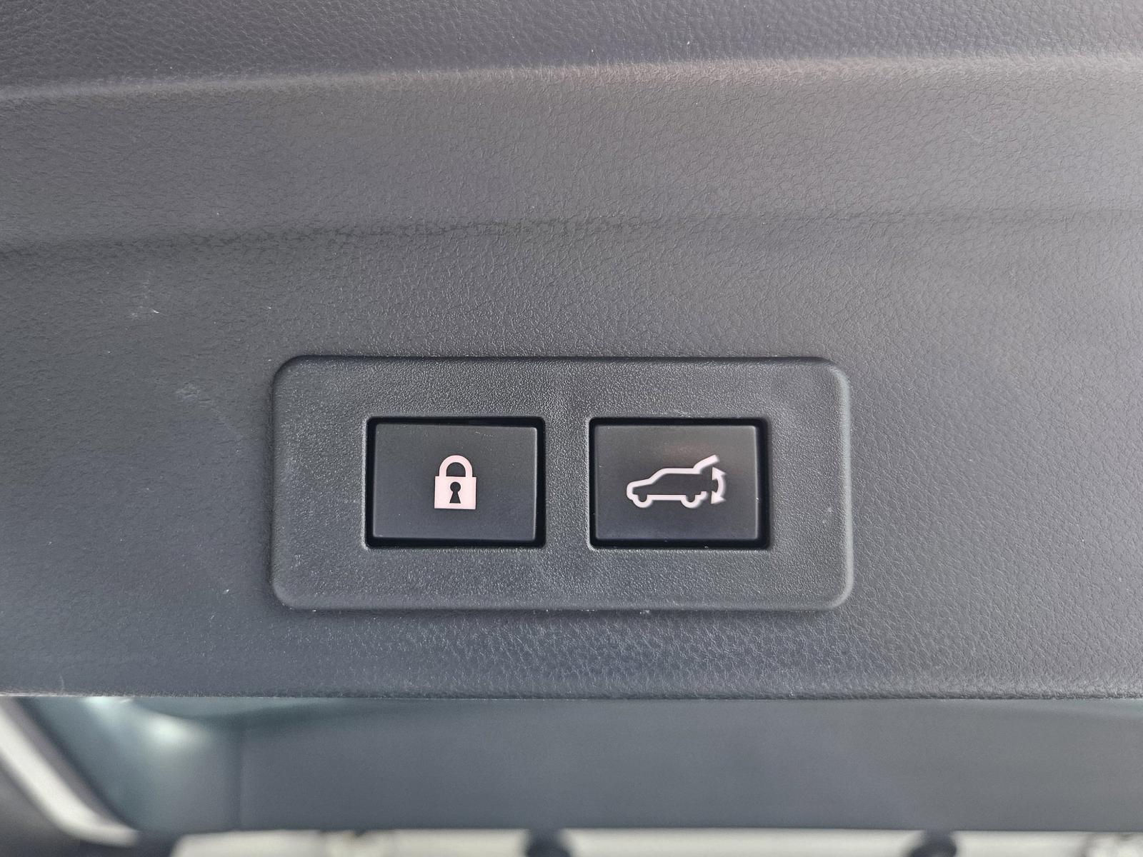 2022 Subaru Ascent Vehicle Photo in Harrisburg, PA 17111