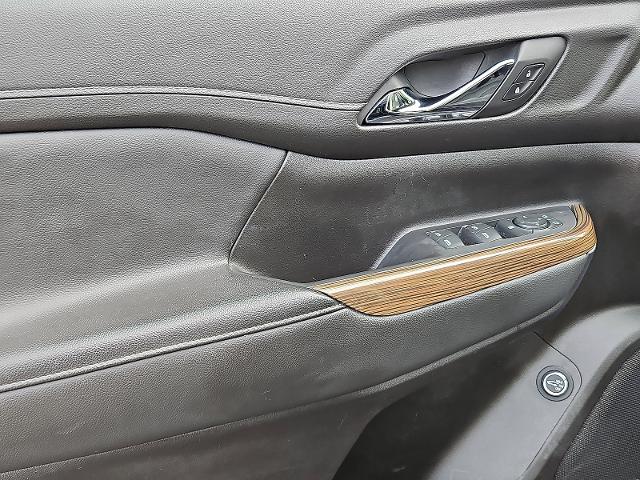 2023 GMC Acadia Vehicle Photo in TREVOSE, PA 19053-4984