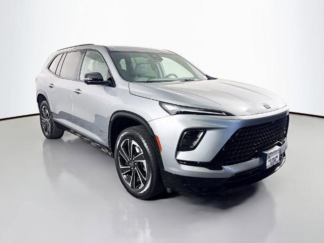 2025 Buick Enclave Vehicle Photo in PUYALLUP, WA 98371-4149