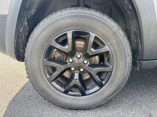 2015 Jeep Cherokee Vehicle Photo in Mechanicsburg, PA 17050-1707