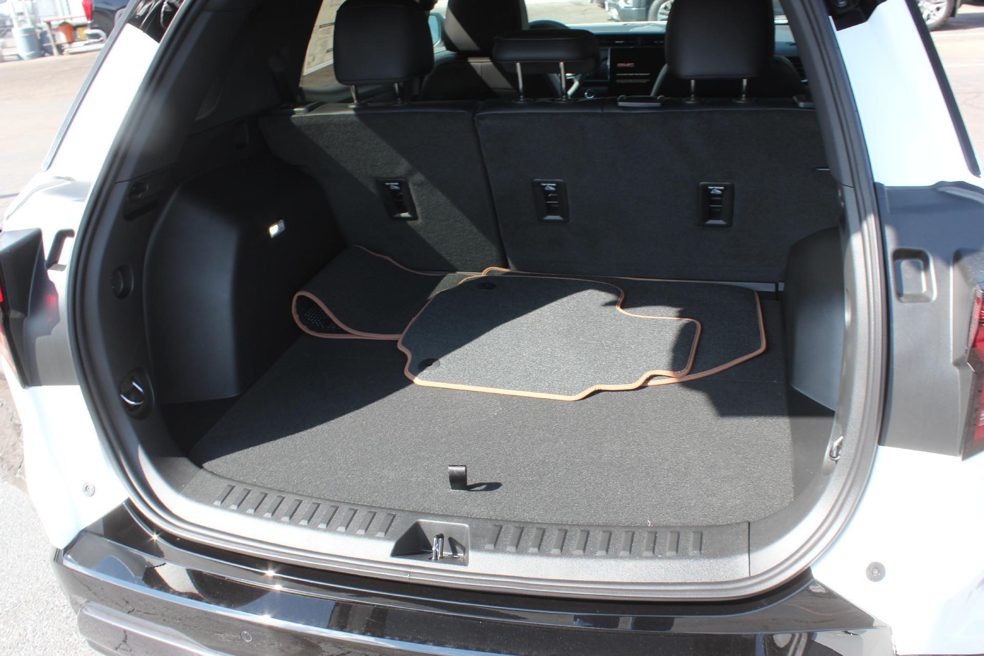 2026 GMC Terrain Vehicle Photo in AURORA, CO 80012-4011