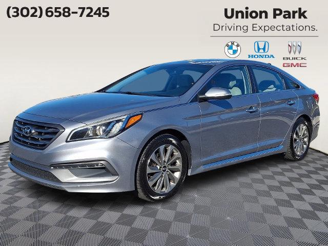 2016 Hyundai SONATA Vehicle Photo in WILMINGTON, DE 19806-4020