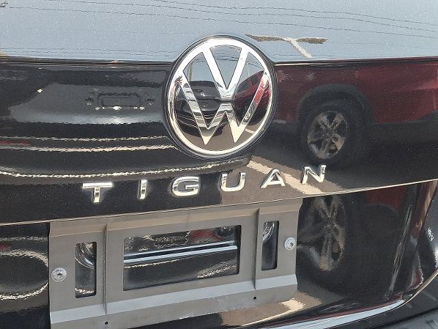 2024 Volkswagen Tiguan Vehicle Photo in HARRISBURG, PA 17111-1033