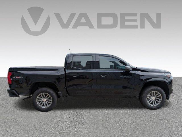 2024 Chevrolet Colorado Vehicle Photo in BRUNSWICK, GA 31525-1881