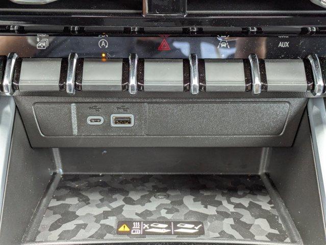 2024 Chevrolet Colorado Vehicle Photo in BRUNSWICK, GA 31525-1881